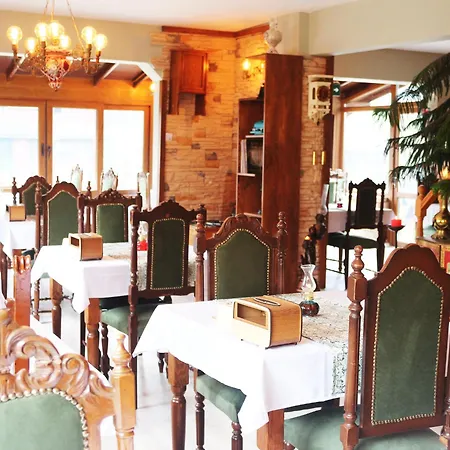 Karamazov Antik Hotell