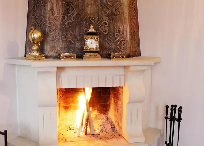 Hotel Karamazov Antik