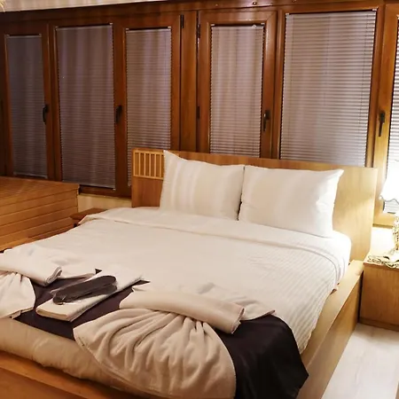 Karamazov Antik * Ağva