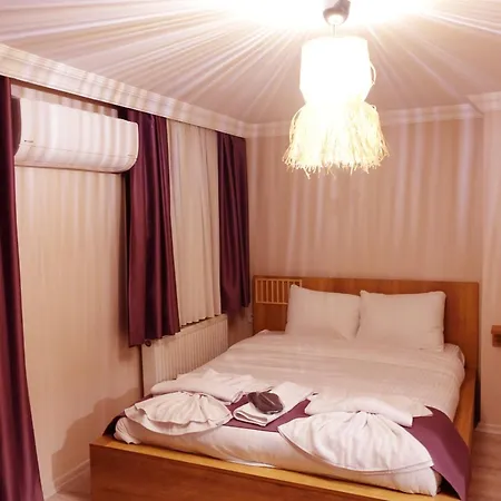 Hotel Karamazov Antik Sile