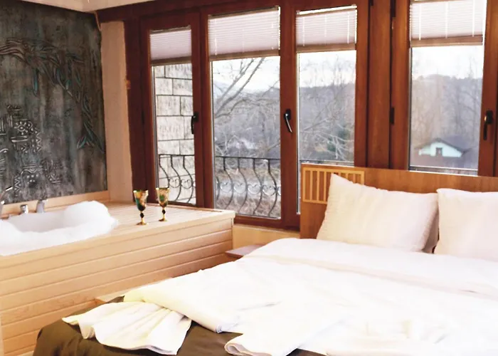 Karamazov Antik Ağva